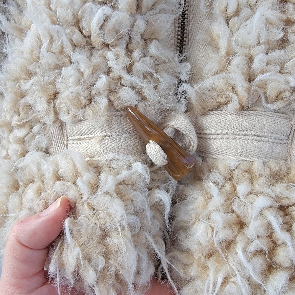 Anthropologie Brenna Shaggy Faux Fur Coat Size Small Boho Toggle Beige Taupe - Picture 5 of 15